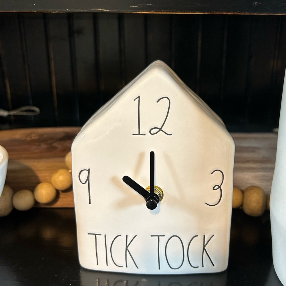 Rae Dunn clock